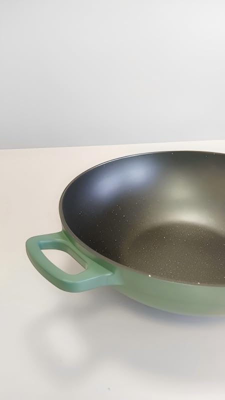 Nonstick Wok with Lid, Die-Cast Aluminum Deep Frying Pan, Skillet for Cooking, Induction Cookware, Emerald Green, 12.5 Inch