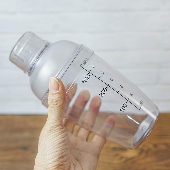 Plastic Cocktail Shaker,Drink Mixer Hand Shaker Cup with Scales,Transparent (10 oz / 300cc)