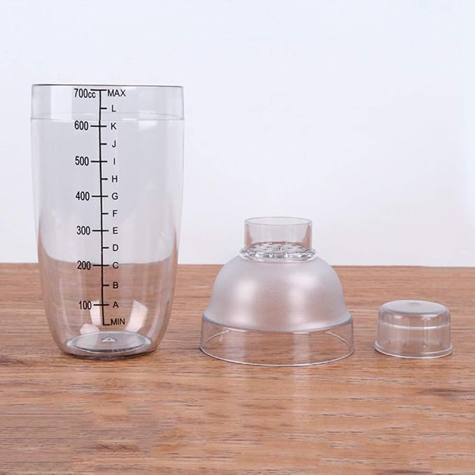 Plastic Cocktail Shaker, Hand Drink Mixer Boba Tea Shaker Cup with Scales,Bar Tool Transparent (24 oz / 700cc)