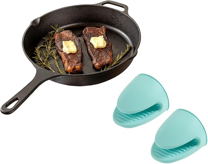 Comfy Grip 4.3 x 3.5 x 4.2 Inch Mini Oven Mitt Pot Holders, 1 Food-Grade Finger Mitt Set - 2-Piece Set, Oven-Ready Up To 446F, Turquoise Silicone Mitts, Ribbed Texture, Dishwashable - Restaurantware