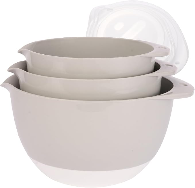 3 Small Plastic Mixing Bowls with Lids,Pour Spout,Non Slip 4.8in Deep Baking Mixing Bowl Set with TPR Bottom,Kitchen Nesting Batter Bowls for Mixing,Prep Food,3Qt,2Qt,1.5Qt,Gray