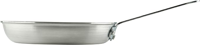 Winco 10" Aluminum Fry Pan/Skillet, Non-Stick Finish | Riveted handle, Great for Sauteing, Searing, Frying and Restaurant Kitchens