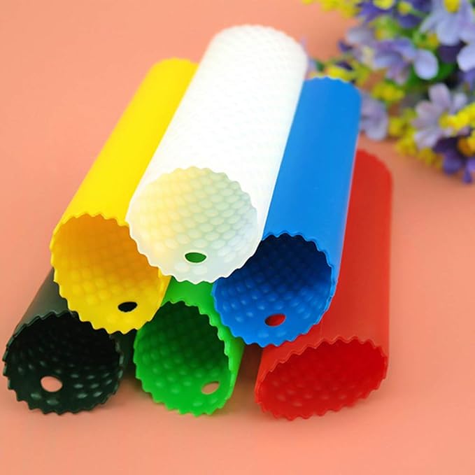 2 Set Silicone Garlic Peeler Easy Roller Tube Useful Garlic Odorfree Kitchen Tool (Red,Yellow)