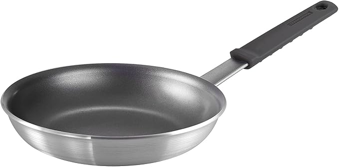 Tramontina Professional Fusion 8-Inch Non Stick Small Frying Pan | Heavy-Gauge Aluminum Skillet with Reinforced Nonstick Coating, Dishwasher and Oven Safe