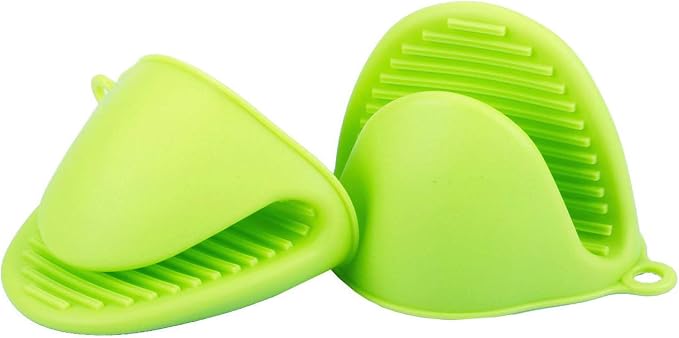 2 Pairs Mini Oven Gloves Silicone Oven Mitts Green and Rose Red | Silicone Heat Resistant Cooking Pinch Mitts Potholder for Kitchen Cooking & Baking