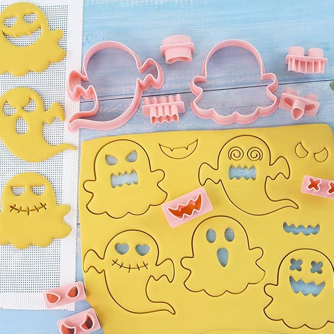Mini Ghost Cookie Cutters, DIY 3d Halloween Raised Design Cookie Stamps | Cookie Cutter Set suitable for Frosting Decoration, Mini Gingerbread Pie Molds, Day of The Dead Decorations