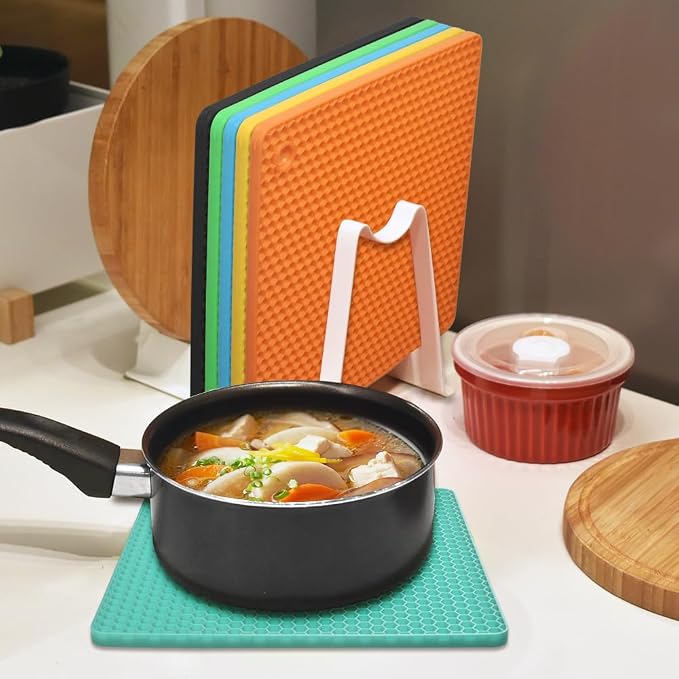 homEdge Silicone Square Trivets Mat, 6 Packs Multipurpose Non Slip Heat Resistant Pot Holder-Mint Green