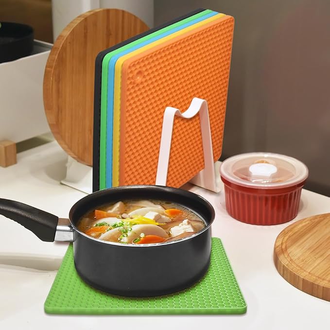 homEdge Silicone Square Trivets Mat, 6 Packs Multipurpose Non Slip Heat Resistant Pot Holder-Green