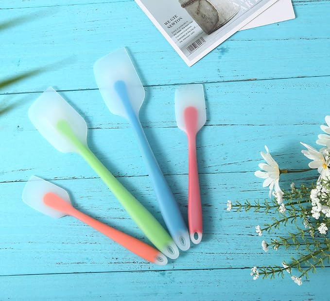 HiramWare Silicone Spatula Set of 4 - Heat Resistant Flexible Spatula 450F with Stainless Steel Core - Food Grade Premium Good Grip Kitchen Utensils - Seamless, Heavy Duty, BPA Free, Dishwasher Safe