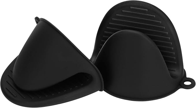 tifanso 1 Pair Heat Resistant Silicone Oven Mitts & Pot Holders for Cooking | Mini Non-Slip Pinch Grip, Food Grade Silicone, Ideal for Air Fryer Baking & Grilling, Easy to Clean & Durable