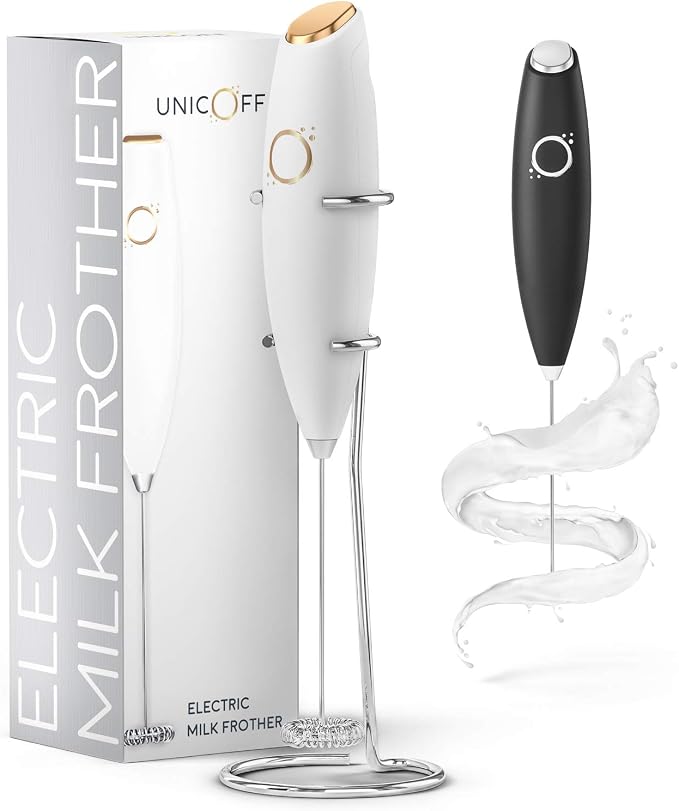 Milk Frother White - Coffee Frother Handheld with Electric Whisk - 19000 rpm - Book Recipes and Stainless Steel Stand Included - Hand Mixer Electric (White and Gold) | Battery 19000 RPM whisk, stainless steel stand & recipe book, lattes, cappuccino, ma...
