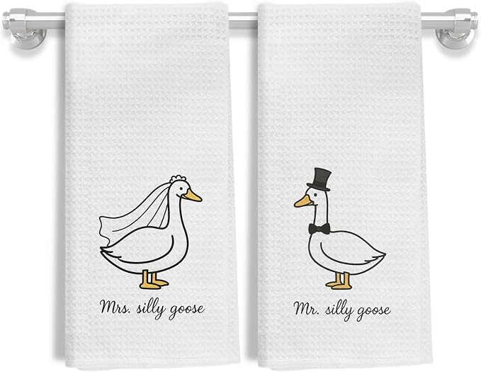 Funny Mr and Mrs Silly Goose Kitchen Towels, Wedding Gifts for Couples Newlyweds Dish Tea Towels for Kitchen Decor, Just Married Gifts Decorative Hand Towels for Bathroom, 16x24 Inch Set of 2