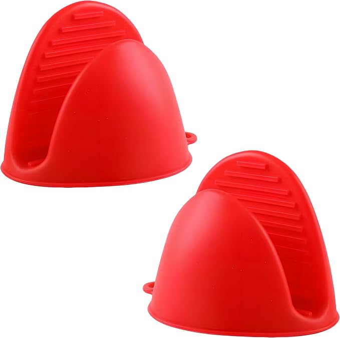 1 Pair Red, Mini Silicone Oven Gloves, Mini Finger Protector Pot Holder for Kitchen,Cooking,Baking,BBQHeat Resistant Gloves，can be Washed in the Dishwasher