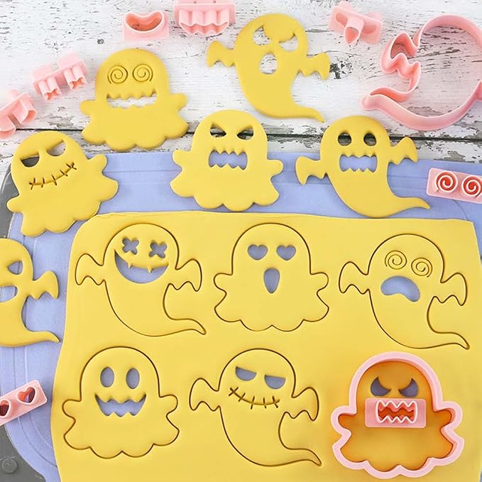 Mini Ghost Cookie Cutters, DIY 3d Halloween Raised Design Cookie Stamps | Cookie Cutter Set suitable for Frosting Decoration, Mini Gingerbread Pie Molds, Day of The Dead Decorations
