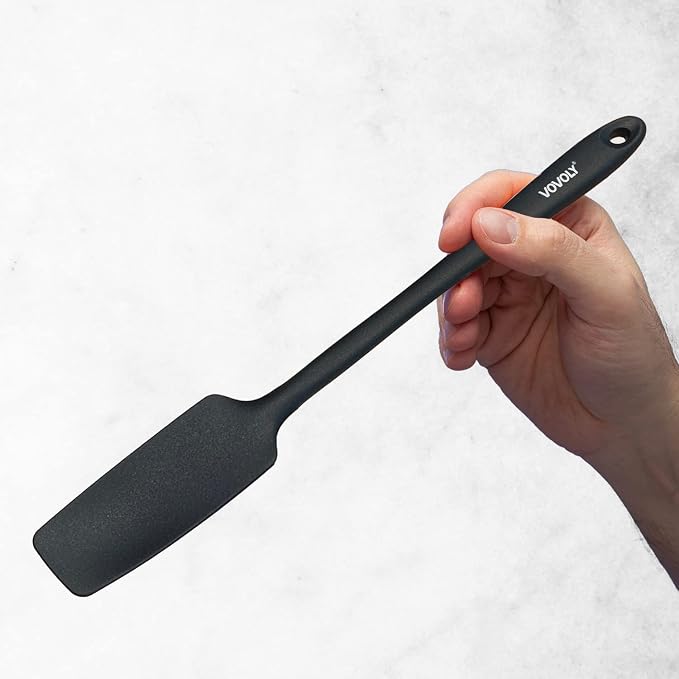 Vovoly Silicone Jar Spatula, Small Head with Long Handle, Rubber Spatulas Scraper for Jar, Blender, Bottle, etc. High Heat Resistant for Nonstick Cookware, Seamless, BPA Free, 11.2 Inch, Black.