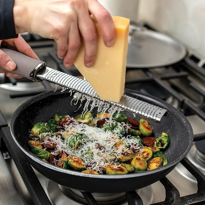 Nordic Ware Basalt Aluminum Saute Skillet, 10-Inch, Ceramic Coating
