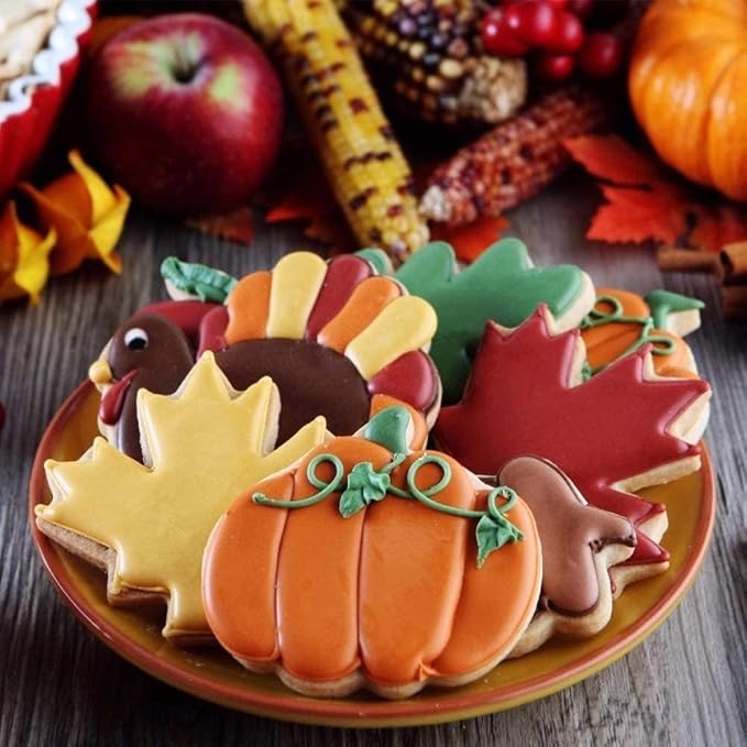 6 Pieces Thanksgiving Cookie Cutters, Fall Themed Holiday Cookie Cutter Shapes of Pumpkin,Maple Leaves,Oak Leaves,Turkey,Squirrel,and Acorn Cookie Cutters with Decorating Instructions