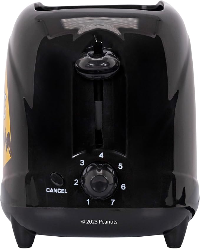 Uncanny Brands Peanuts Snoopy Two-Slice Toaster- Toasts Your Favorite Beagle On Your Toast