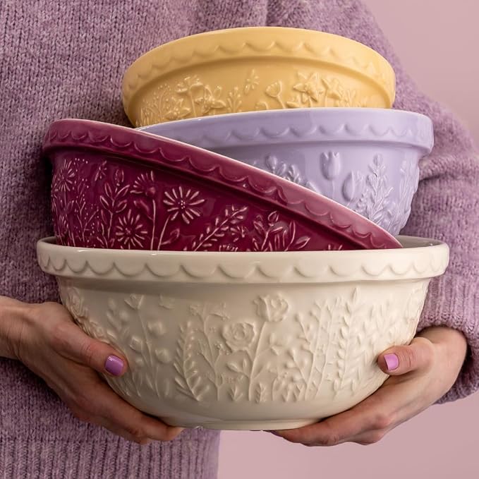 Mason Cash In the Meadow S30 Mixing Bowl, 1.15 Quart Mixing Bowl, Embossed Floral Daffodil Design, Durable Ceramic Bowl for Baking Bread Dough, Cake Batter, Cookies & Kitchen Serving Bowl
