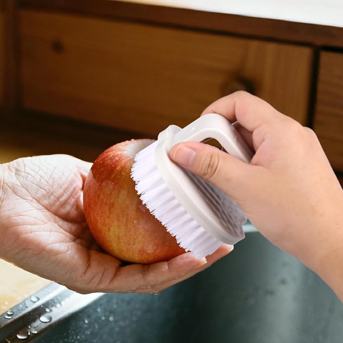 2pcs Vegetable Scrubber Brushes, 8x7x6.5cm/3.15x2.76x2.56in PP Material Fruit and Veggie Brush with Stiff Bristles and Handle for Potatoes Carrots & Fruits (Red & White)