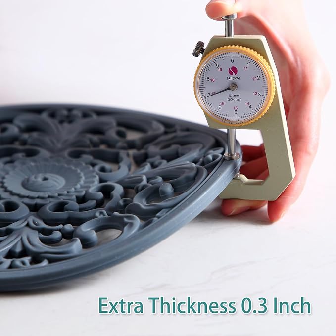 Extra Thick Silicone Trivet Mat for Hot Dishes, Hot Pots and Pans, Pot Holder, Hot Pad to Protect Your Table and Countertop, Kitchen Decor and Accessories,Merlot Red,Set of 3
