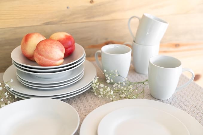 10 Strawberry Street Simply Round 16 Piece Dinnerware Set, White