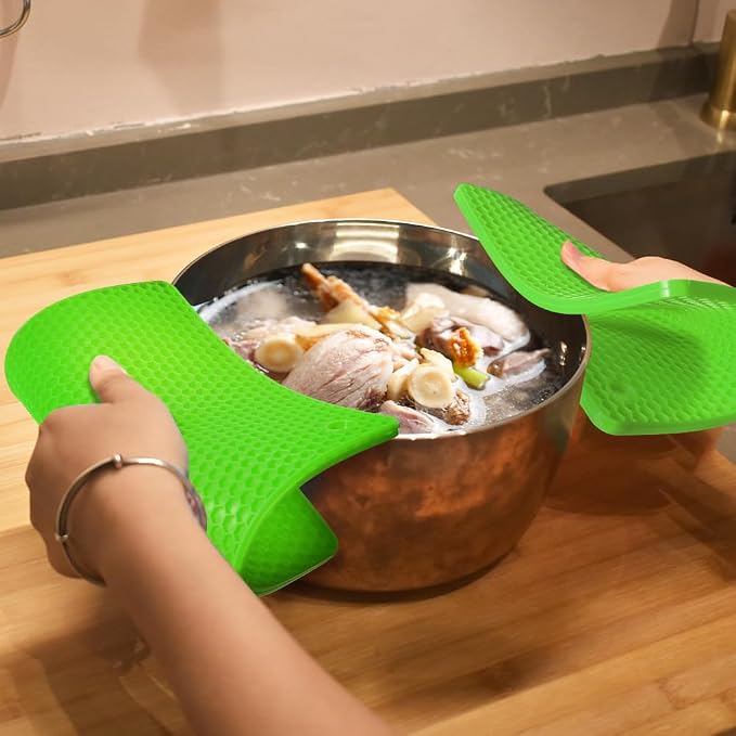 homEdge Silicone Square Trivets Mat, 6 Packs Multipurpose Non Slip Heat Resistant Pot Holder-Green