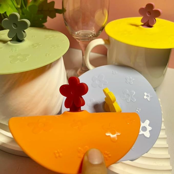 flower Silicone Cup Covers (Set of 5), Multicolored Silicone Lids for Mugs, Cups, Flexible Mug Covers, Tea Pots, Hot Cup Lids for Coffee & Tea (Style D)