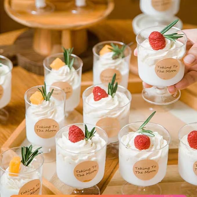 mwellewm 400 Pcs Dessert Cups with Lids and Spoons, 5 OZ Parfait Cups 3 OZ Plastic Desert Cups Clear Mini Shooter Cups for Party Reusable Small Appetizer Serving Fruit Cup Ice Cream Cake Pudding