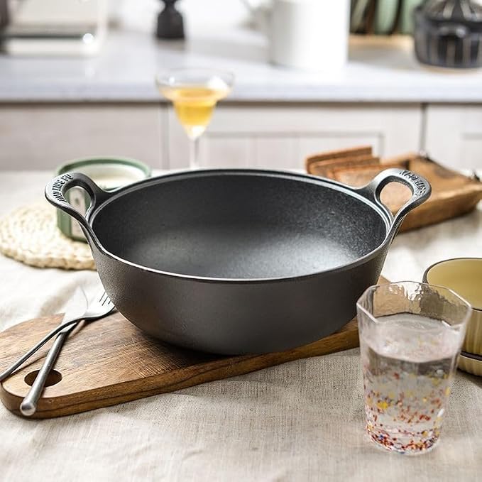 Cast Iron Wok with Dual Handle, Pre-Seasoned Stir-Fry Pans (Wok with Lid 11 inch)