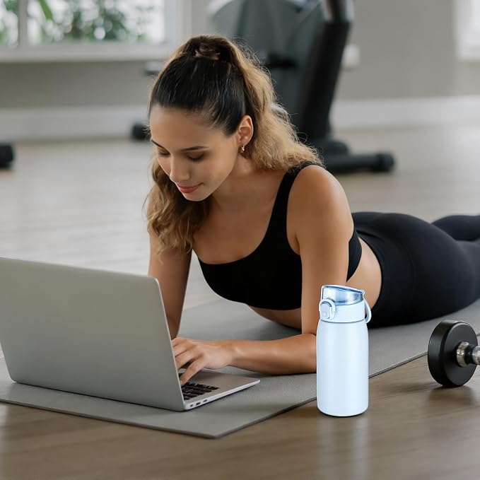 Insulated Water Bottle 12 oz with Dustproof Lid, Carry Handle & Tea Infuser, BPA-Free & Leakproof, Stainless Steel Water Bottles Ideal for Fitness, Hiking, Office & Outdoor Use （Light Blue ）