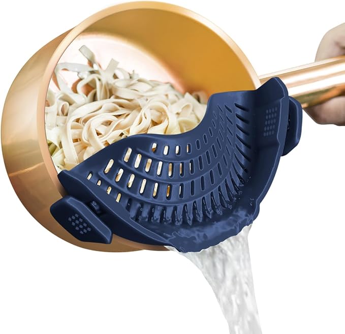 AUOON Clip On Pot Strainer Silicone, Standard 8.86 x 3.55in, Navy | BPA-free, Fits All Pots Pans Bowls, Dishwasher Safe, for Pasta Noodles Vegetable Fruits, Space-saving Kitchen Gadget