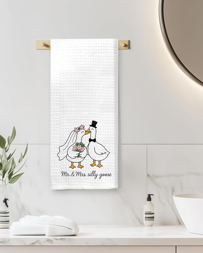 Funny Bride and Groom Goose Kitchen Towels, Wedding Newlyweds Gifts for Couples Dish Tea Towels for Kitchen Decor, Just Married Gifts Decorative Hand Towel for Bathroom, 16x24 Inch