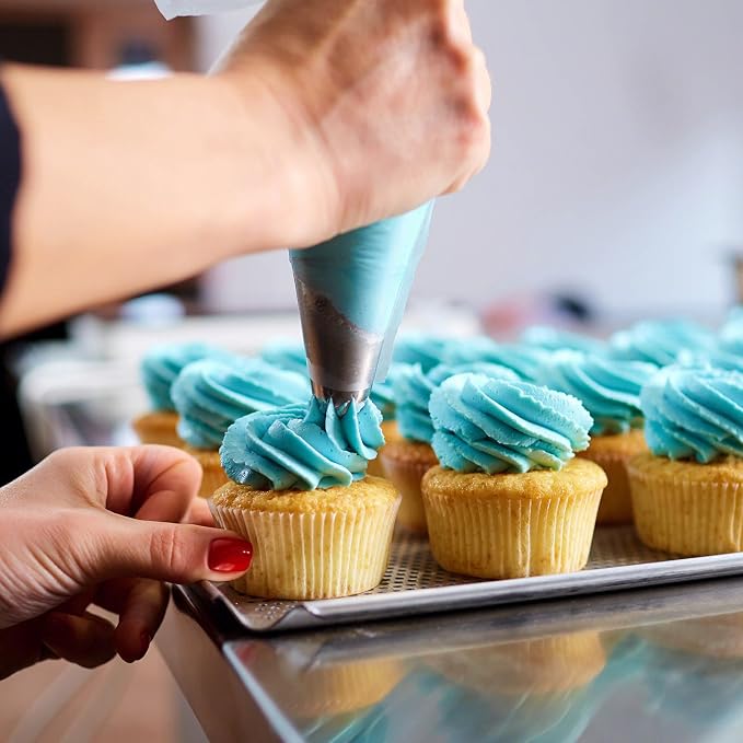Azzuro Piping Bags Disposable 16 Inch, 100PCS Extra Thick Pastry Icing Piping Bags for Cake & Cookie, Non-Slip Anti-Burst Cake Frosting Decorating Bags Easy to Squeeze