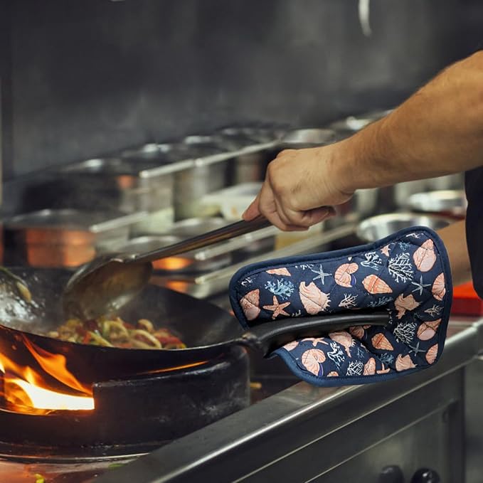 Pot Holders Set of 2 Heat Resistant 480℉ Kitchen 100% Cotton | Comfortable Lining Printing Cowry Flower Women Men Home Cooking Baking Microwave BBQ Gift (Cowry potholders)