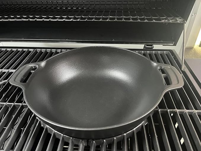 7425 Gourmet BBQ System Wok for Weber Gourmet BBQ System Cooking Grates, Cast Iron, Black, Heavy Duty, Compatible with Weber Spirit II 200/300, Genesis II E-310, Summit, and More
