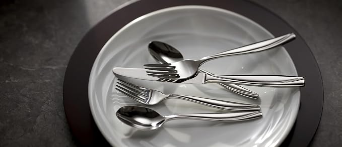 Oneida Camlynn Dinner Spoons Silverware Set for 4, Flatware | 18/0 stainless steel, mirror finish | dishwasher safe | great for soup or everyday dining, cutlery set