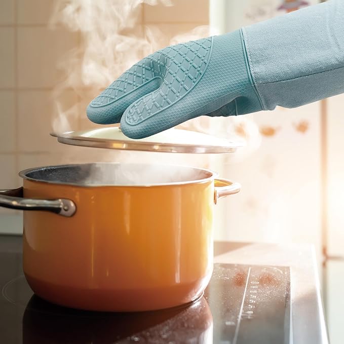 Professional Microwave Silicone Oven Mitts one Pair, Kitchen Mitten Set | Heat Resistant with 500 Degrees Oven Gloves Pot Holder for BBQ Cooking Baking (Light Blue)
