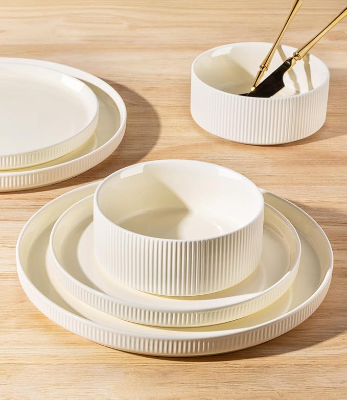 Ceramic Dinnerware Set for 6, 18-Piece Plates and Bowls Set | Lightweight Porcelain Dish Set, Scratch Resistant, Oven & Microwave & Dishwasher Safe, Beige