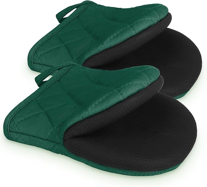 Goldmeet Mini Oven Mitts 2-Pack, 7"x5.5", 500°F Silicone Grip, Army Green | Non-Slip, Heat Resistant, Machine Washable, Hanging Loop, Fits Small Hands, for Baking Grilling BBQ Cooking