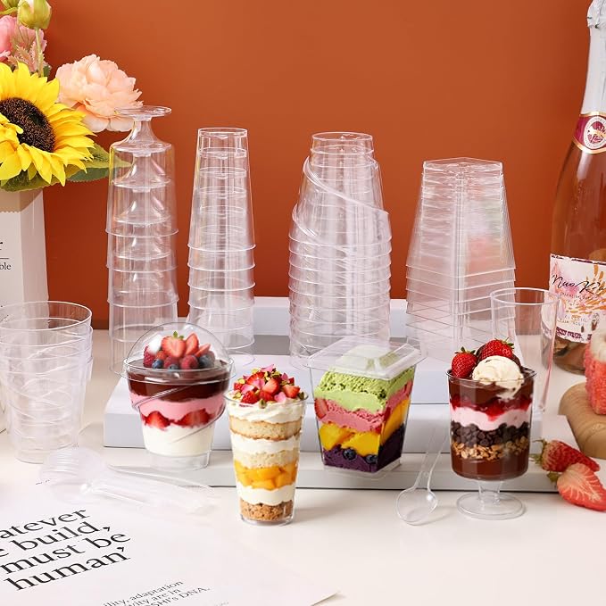 mwellewm 390 Pcs Dessert Cups with Lids and Spoons, 5 OZ Parfait Cups 3 OZ Plastic Desert Cups Clear Mini Shooter Cups for Party Reusable Small Appetizer Serving Fruit Cup Ice Cream Cake Pudding