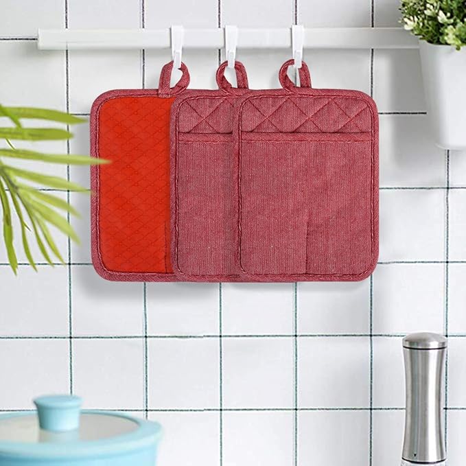 Pot Holders Yarn-Dyed Set of 3 Non Slip Silicone Kitchen Lines | Heat Resistant 500℉ Kitchen Gloves BBQ Cooking Baking Women Men Cooking Barbecue Microwave Machine Washable (Red Potholders)