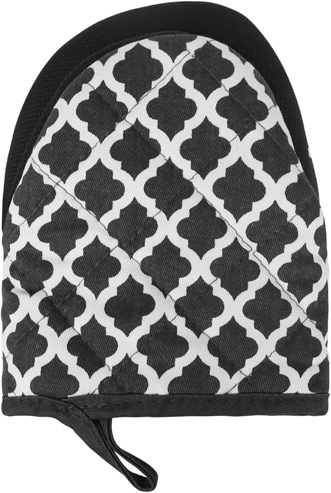 Short Oven Mitts, Heat Resistant 500°F, Silicone Grip Kitchen Gloves, Non-Slip for Baking, Grilling, BBQ, Machine Washable with Hanging Loop, 2-Pack Set, White Checkered Pattern | Non-Slip, Heat Resistant, Machine Washable, Hanging Loop, Fits Small Han...
