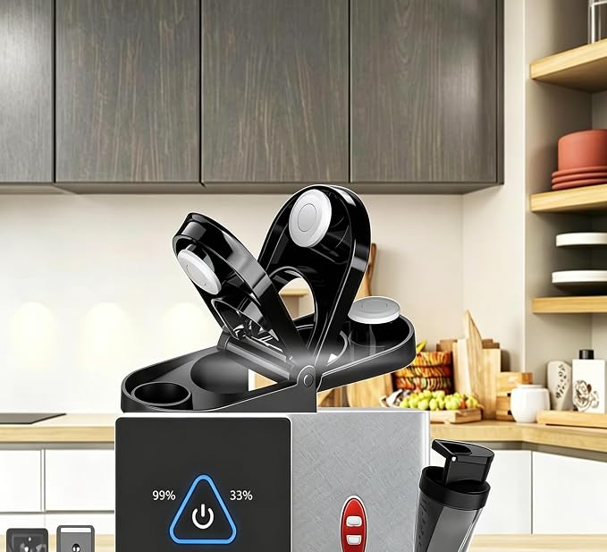 Portable Juicer Blender, Food Grade Tritan with BPA Free 6 Stainless Steel Blades, USB Power Source Rechargeable Household Mini Electric Portable Juicer with Auto Self-cleaning function.