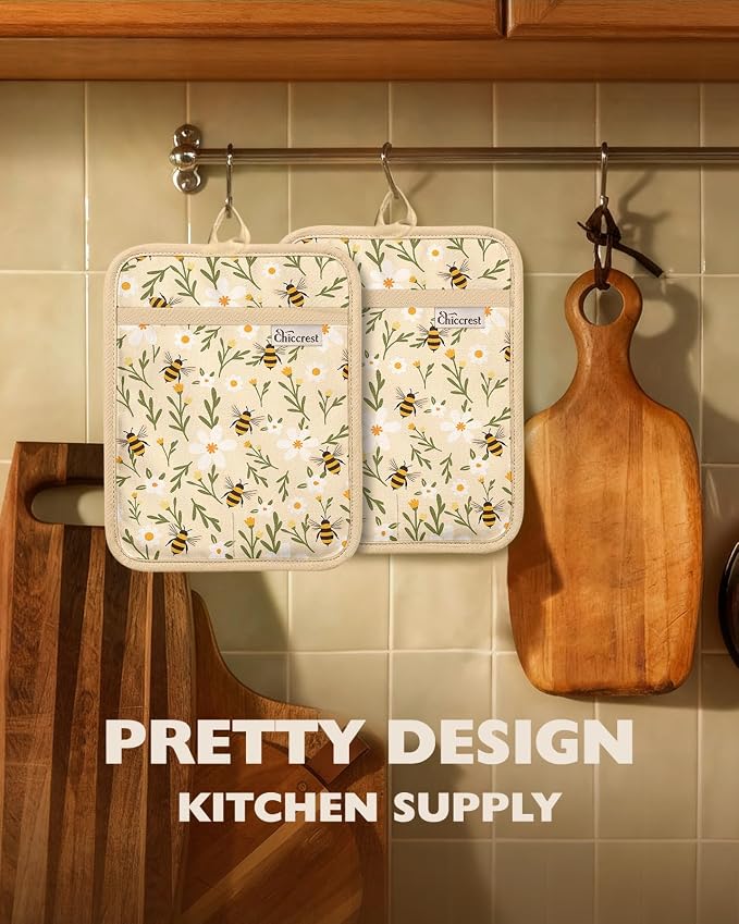 100% Thick Cotton Pot Holders Ribbed Soft Silicone Bee Flower | Stylish Pot Holders with Pockets, Ribbed Soft Silicone, Machine Washable Non-Slip Heat Resistant Hot Pads 2pcs, Kitchen Gift