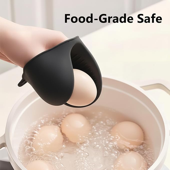 2 Pairs All Black Mini Silicone Oven Gloves, Mini Finger Protector Pot Holder for Kitchen,Cooking,Baking,BBQHeat Resistant Gloves，can be Washed in the Dishwasher