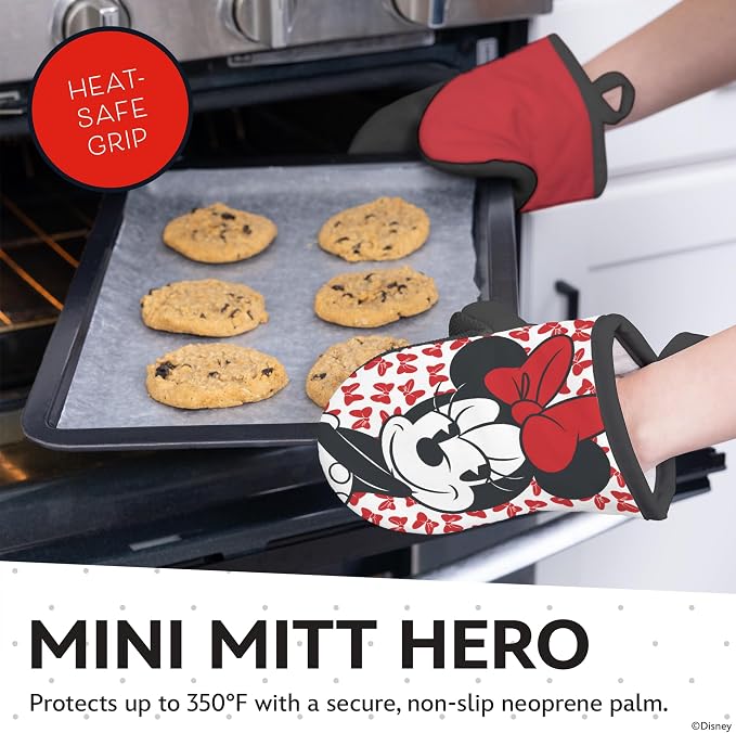 Disney Minnie Cotton Kitchen Towels & Mini Oven Mitts, 4-Piece Set | Absorbent, dries dishes fast, machine washable, mitt grip resists heat to 350F and is hand wash only, great for gifting