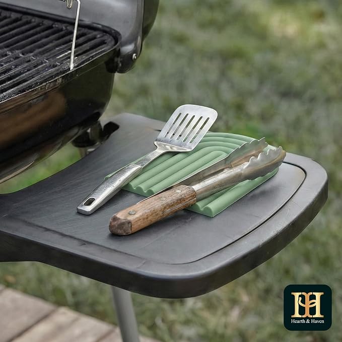 Silicone Trivets for Hot Dishes, Heat-Resistant, Non-Slip Pot Holders for Kitchen & Coasters Durable Hot Pads for Pots, Pans, Baking Dishes & Kitchen Appliances Set of 2 Willow Green