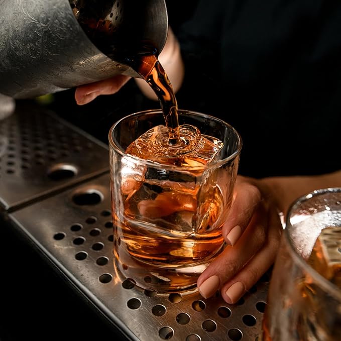 Samuelworld Premium Ice Tray Combo (16 Ice Cubes/6 Ice Ball), Large Ice Sphere Maker & New Upgraded Ice Cube Trays, Food Grade, Spill-Free Integrated Funnels, Whiskey Bourbon Cocktails, Black