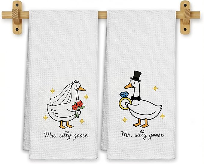 Funny Bride and Groom Goose Kitchen Towels, Wedding Gifts for Couples Newlyweds Dish Tea Towels for Kitchen Decor, Just Married Gifts Decorative Hand Towel for Bathroom, 16x24 Inch Set of 2